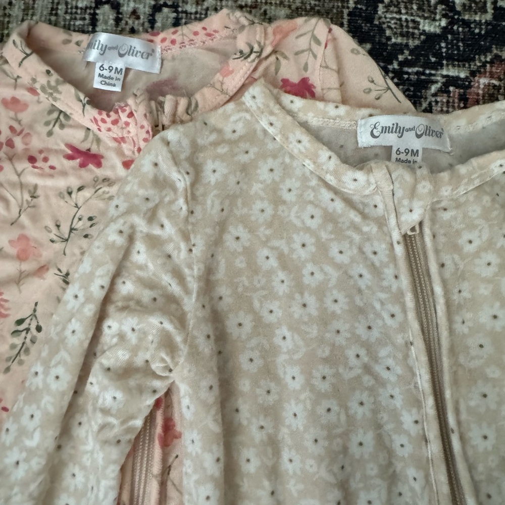 Emily & Oliver bamboo Pink and Cream Floral Footies - Picture 2 of 2